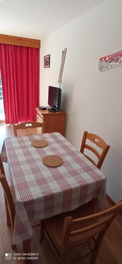 Studio Chamrousse 1700 Pour 4 Personnes - Au Calme - Avec Wifi Buitenkant foto